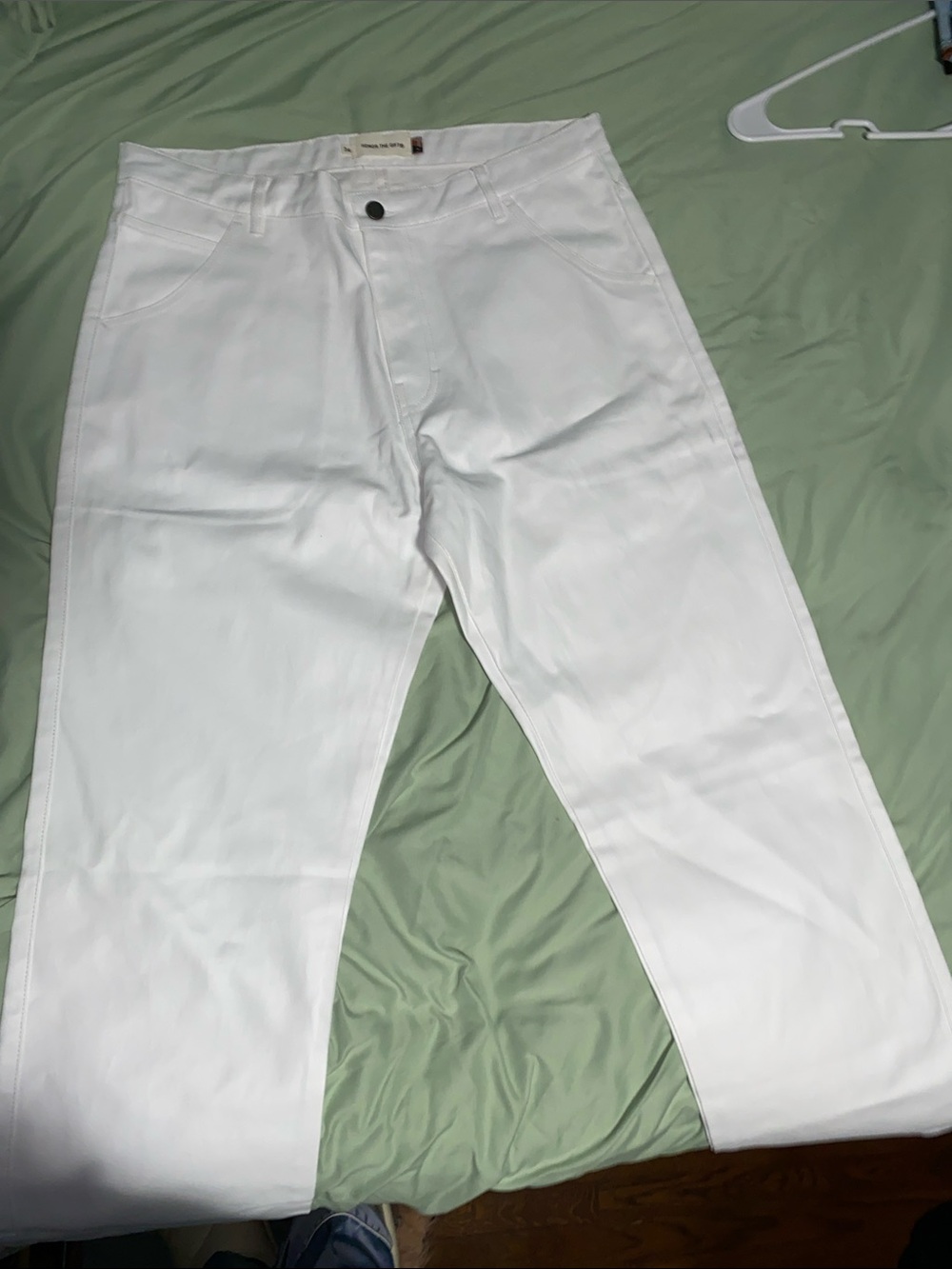 White leather-Men 34 Straight Leg Pants